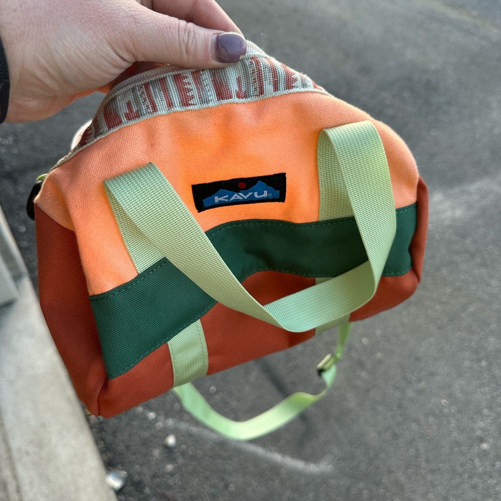 Like New Crossbody Kavu Duffle
